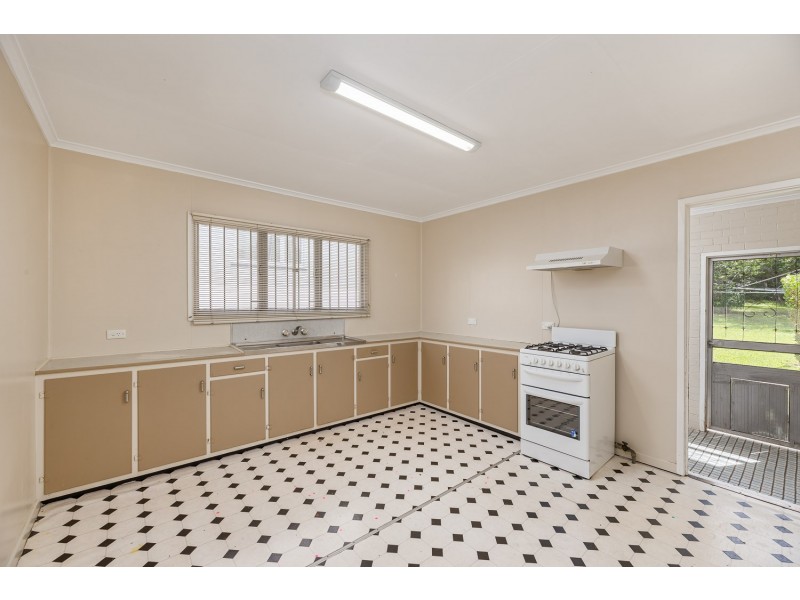 28 Braidwood Street, Everton Park QLD 4053