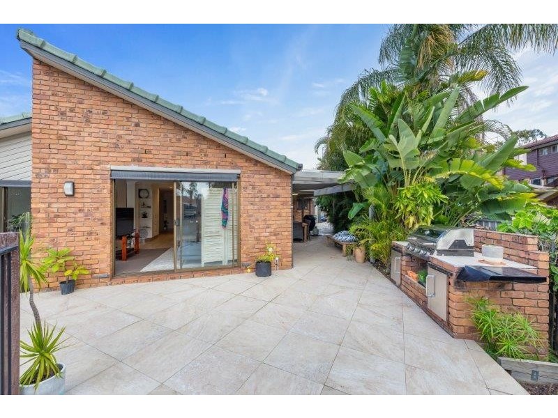 40 Hagman Street, Stafford Heights QLD 4053