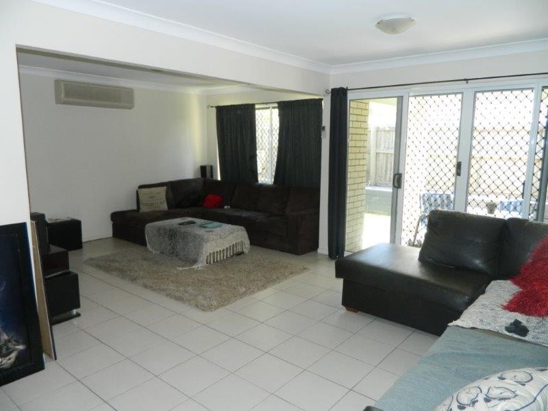 15 Ascent Street, Upper Kedron QLD 4055