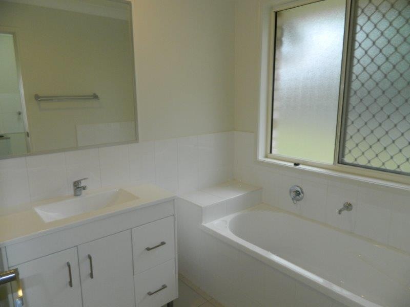 1/19 Adam Court, Kallangur QLD 4503