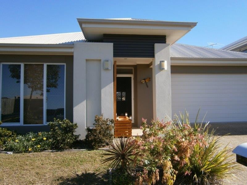 74 Daintree Circuit, North Lakes QLD 4509