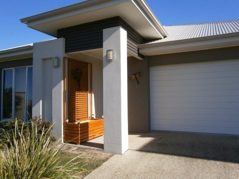 74 Daintree Circuit, North Lakes QLD 4509