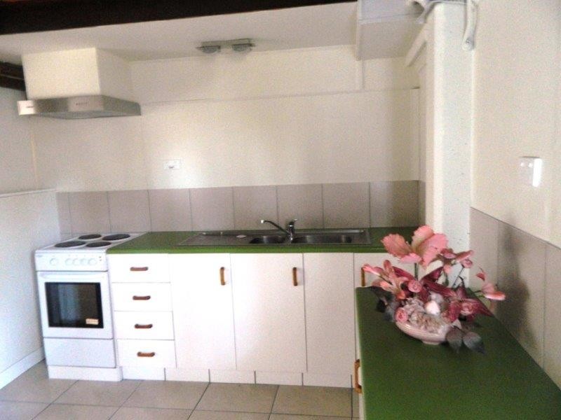28 Carcoola Street, Kingston QLD 4114