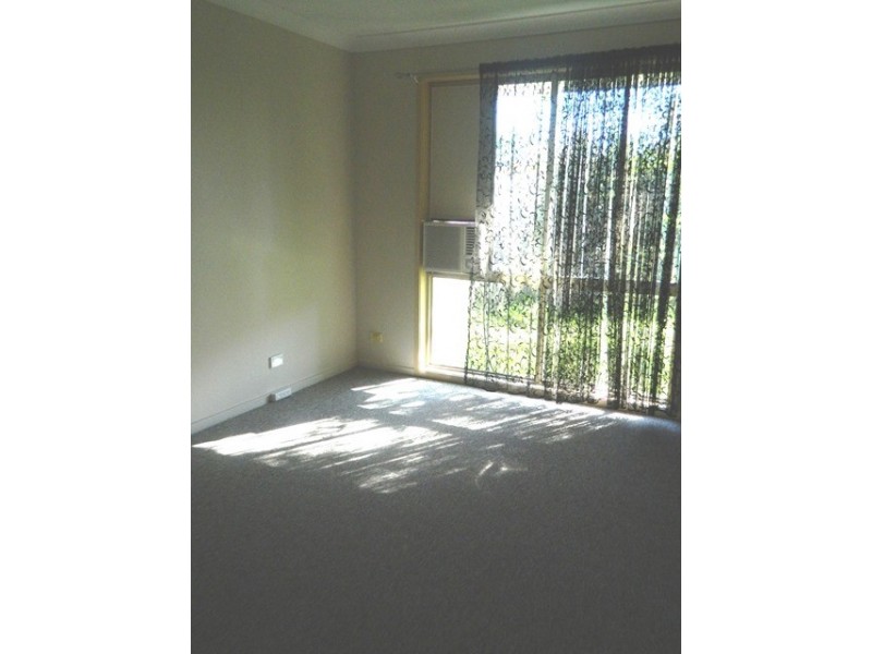 2/10 Orchid Crescent, Fitzgibbon QLD 4018