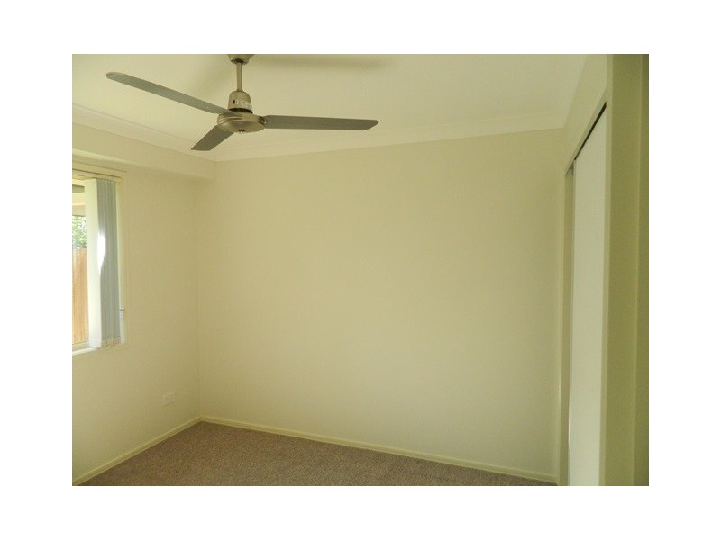 2/19 Adam Street, Kallangur QLD 4503