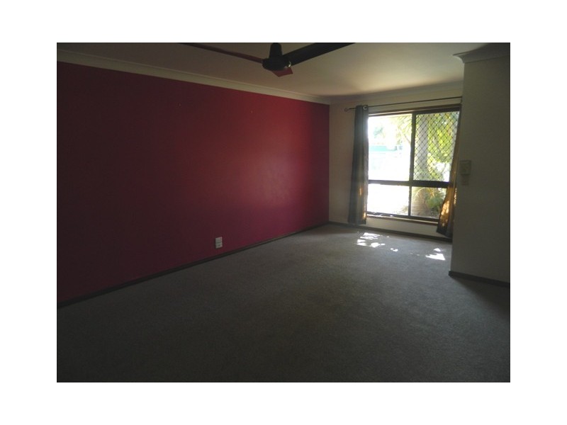 4 HOLMES COURT, Mount Warren Park QLD 4207