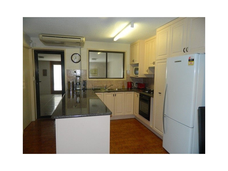 2/18 Nitawill Street, Everton Park QLD 4053