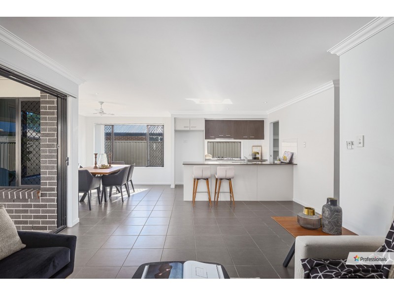 37 Bibury Street, Wellington Point QLD 4160