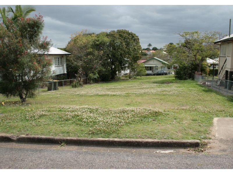 12 Warril Street, Wavell Heights QLD 4012