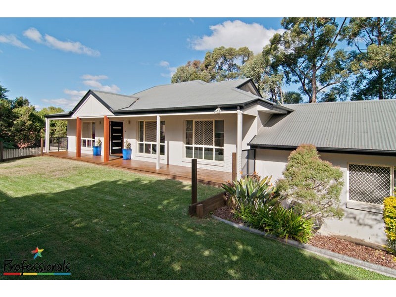 17 Tallowwood Place, Bridgeman Downs QLD 4035