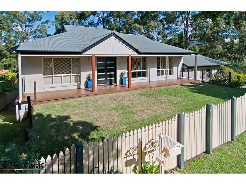 17 Tallowwood Place, Bridgeman Downs QLD 4035
