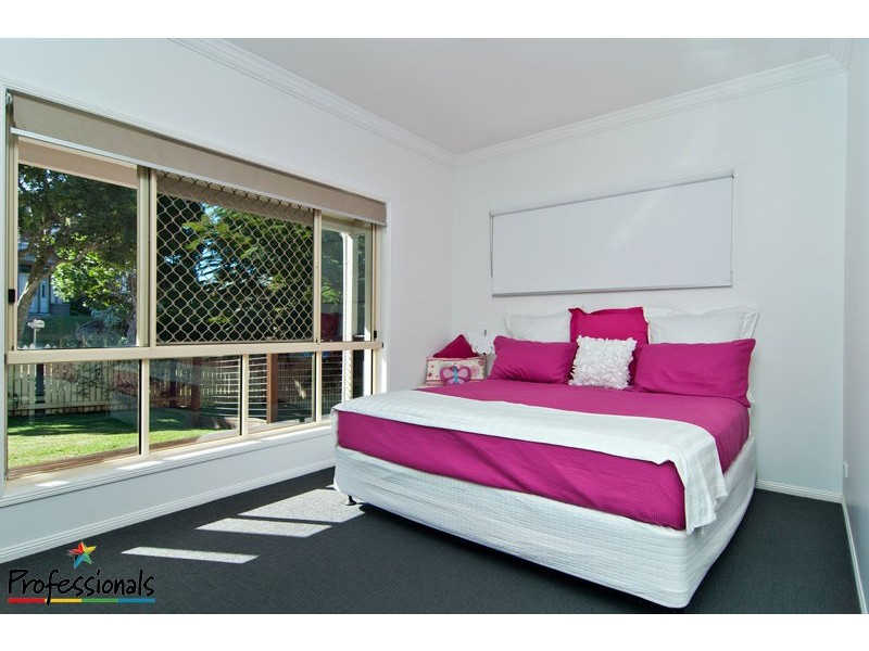 17 Tallowwood Place, Bridgeman Downs QLD 4035