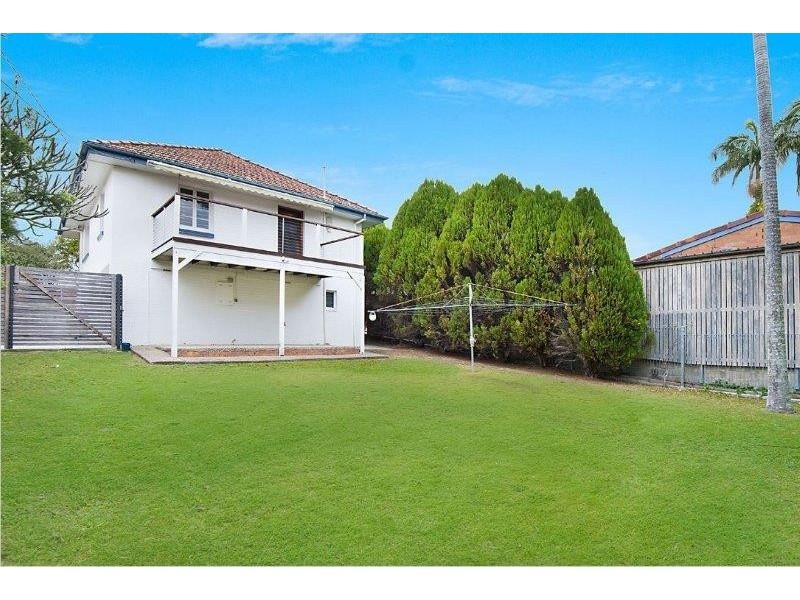 24 Dawn Street, Kedron QLD 4031