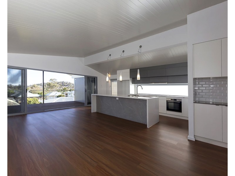 12A Redwood Street, Stafford Heights QLD 4053