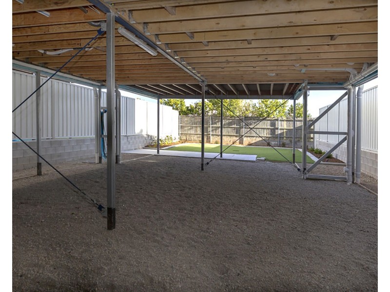 12A Redwood Street, Stafford Heights QLD 4053