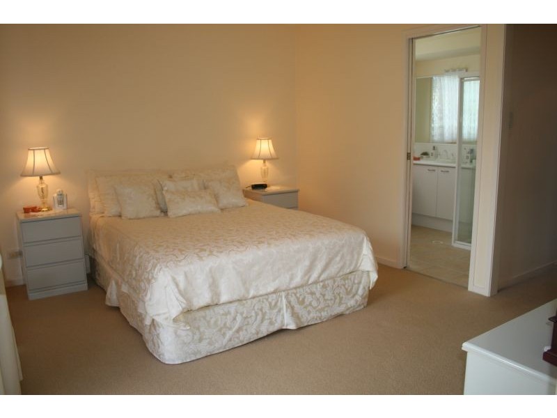 8 Cosby Place, Mcdowall QLD 4053