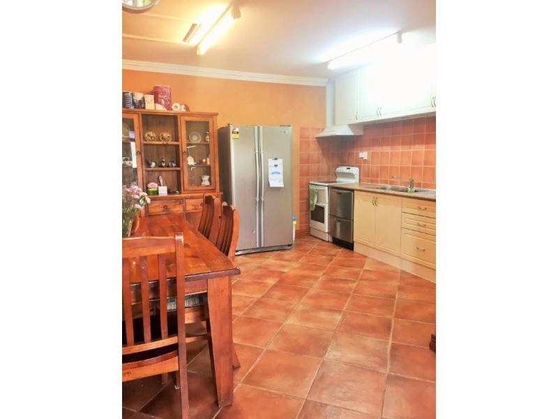 18 Drake Street, Everton Park QLD 4053