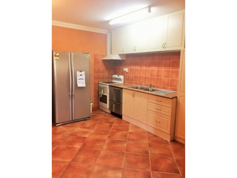 18 Drake Street, Everton Park QLD 4053