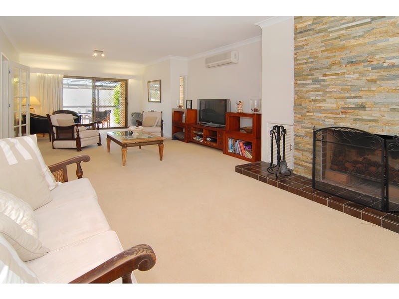 33 Dargie Street, Everton Park QLD 4053