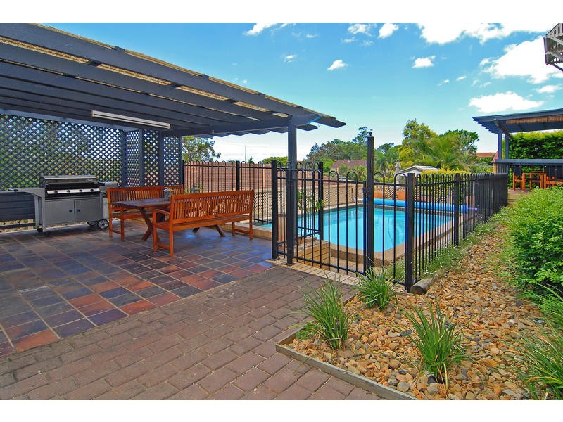 33 Dargie Street, Everton Park QLD 4053