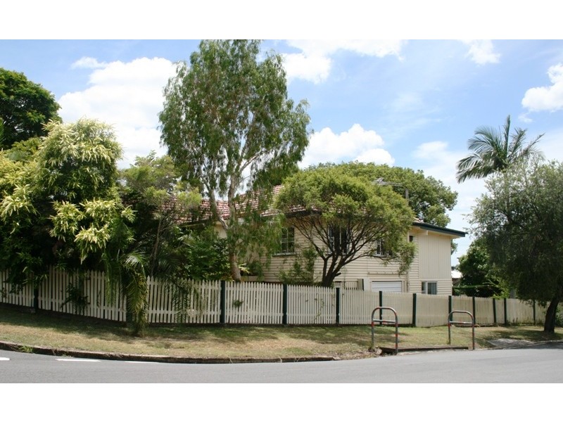 24 Ashmore Street, Everton Park QLD 4053