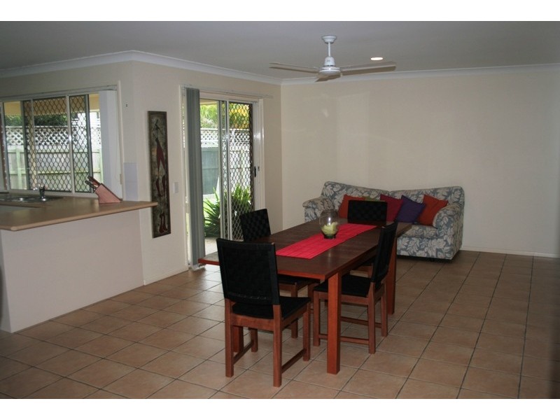 27 Minnelli Place, Mcdowall QLD 4053