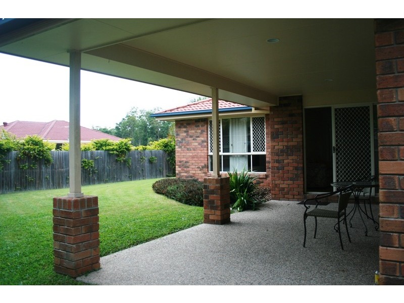 27 Minnelli Place, Mcdowall QLD 4053