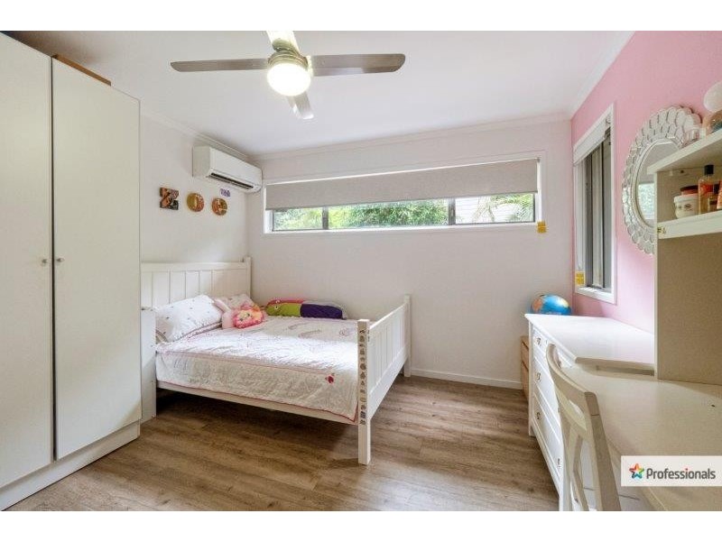 1 Glenella Street, The Gap QLD 4061