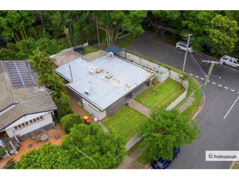 1 Glenella Street, The Gap QLD 4061