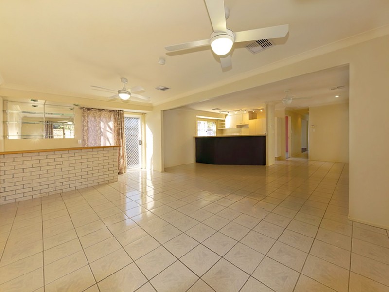 Eatons Hill QLD 4037