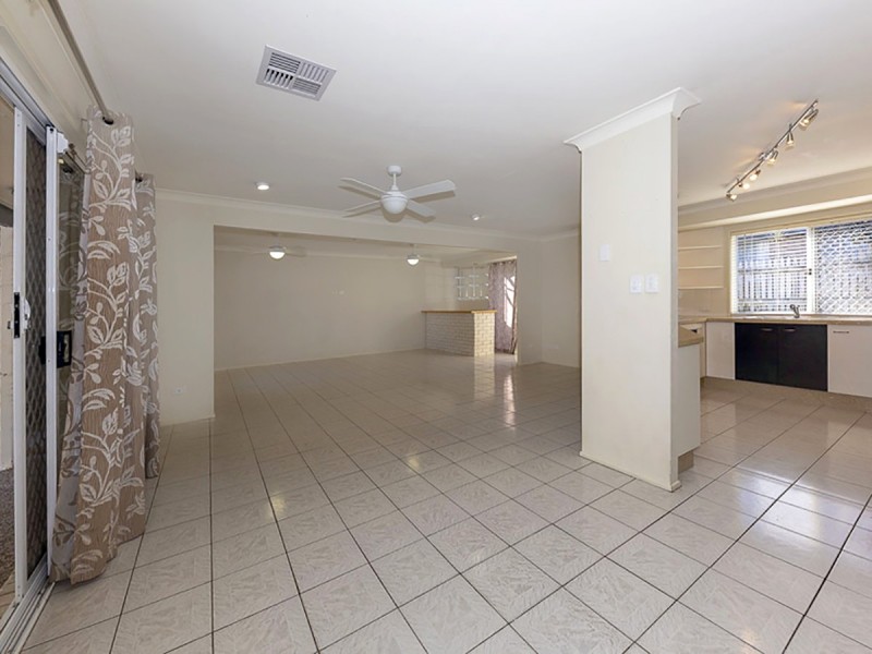 Eatons Hill QLD 4037