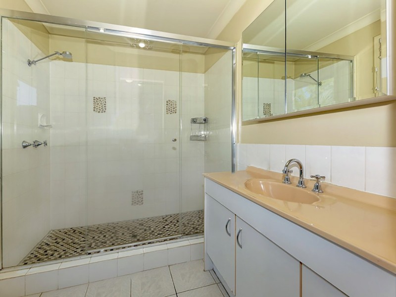 Eatons Hill QLD 4037