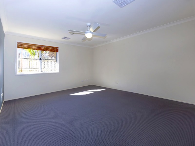 Eatons Hill QLD 4037