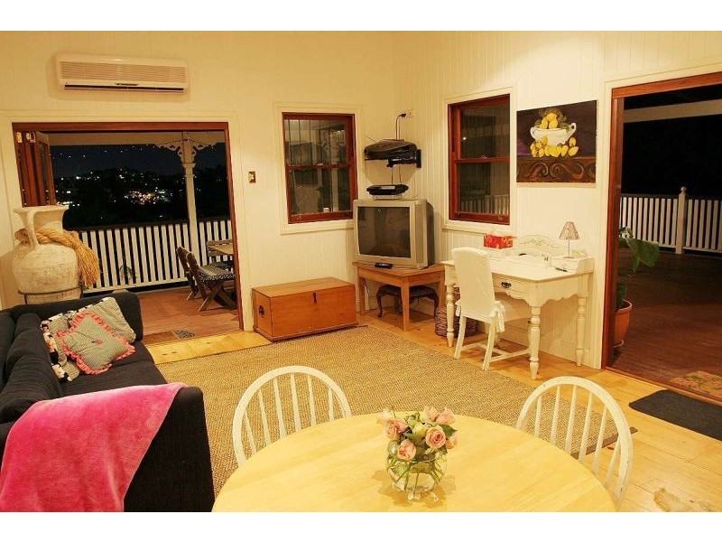 29 Flower Street, Windsor QLD 4030