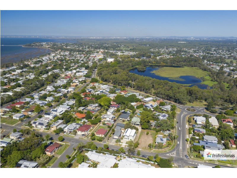 69 Wakefield Street, Sandgate QLD 4017