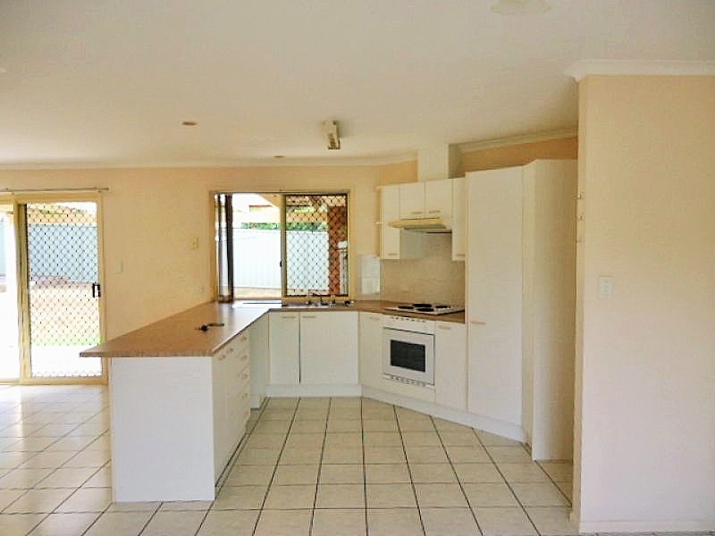 14 Kinross Street, Strathpine QLD 4500