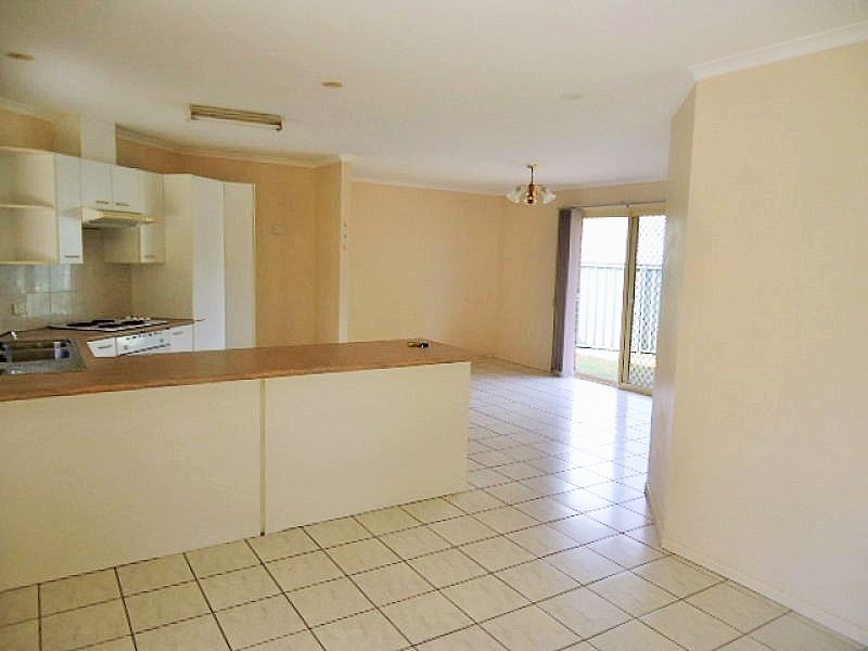 14 Kinross Street, Strathpine QLD 4500