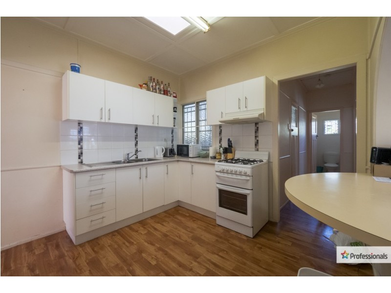 4 Mirrabooka Road, Ashgrove QLD 4060