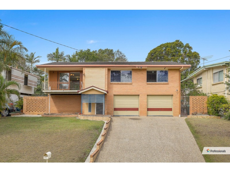 35 Redgrave Street, Stafford Heights QLD 4053