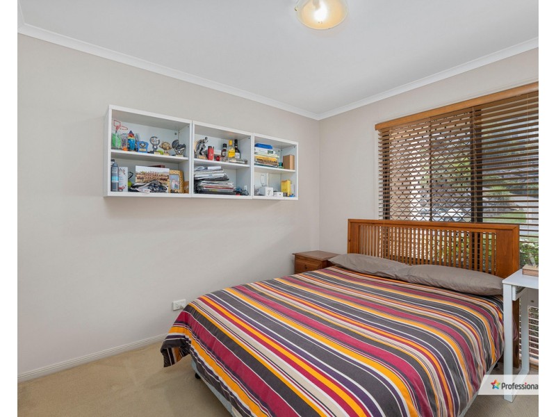 166 Saraband Drive, Eatons Hill QLD 4037