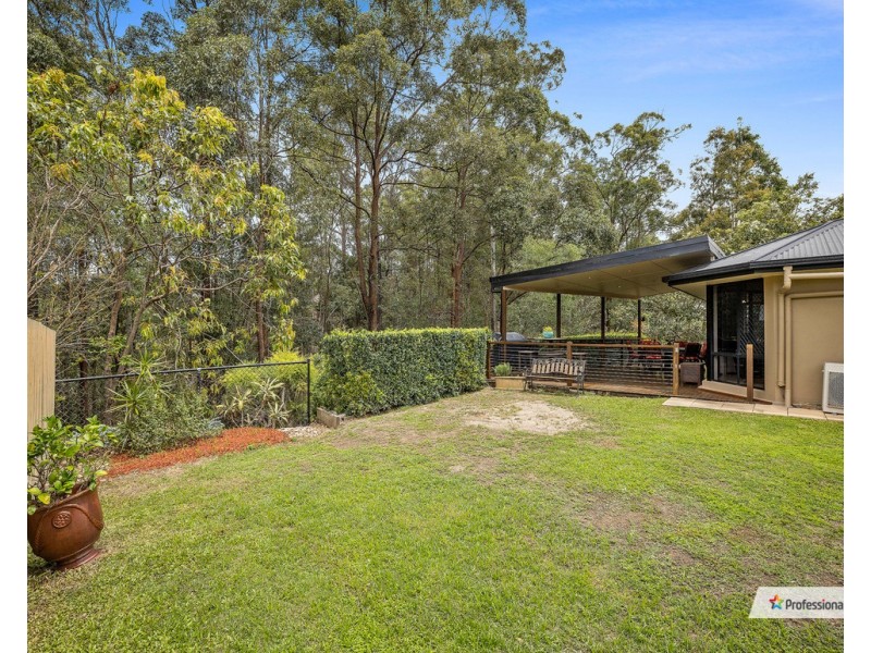 166 Saraband Drive, Eatons Hill QLD 4037