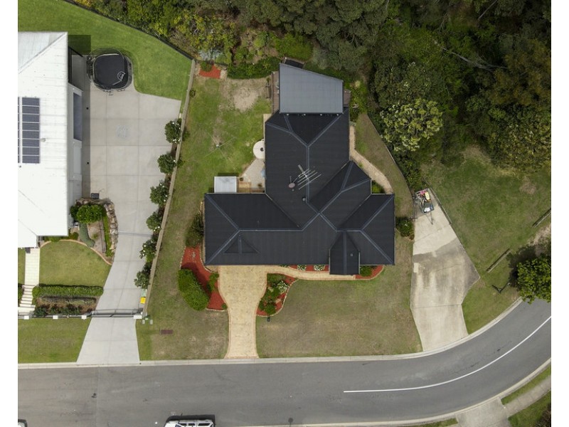 166 Saraband Drive, Eatons Hill QLD 4037