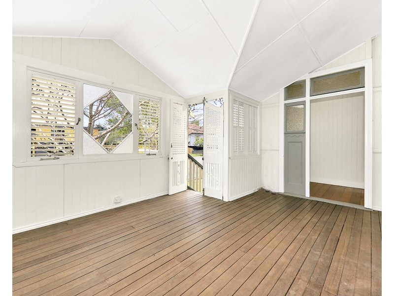 14 Erskine Avenue, Kedron QLD 4031