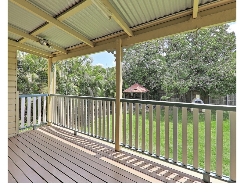 14 Erskine Avenue, Kedron QLD 4031