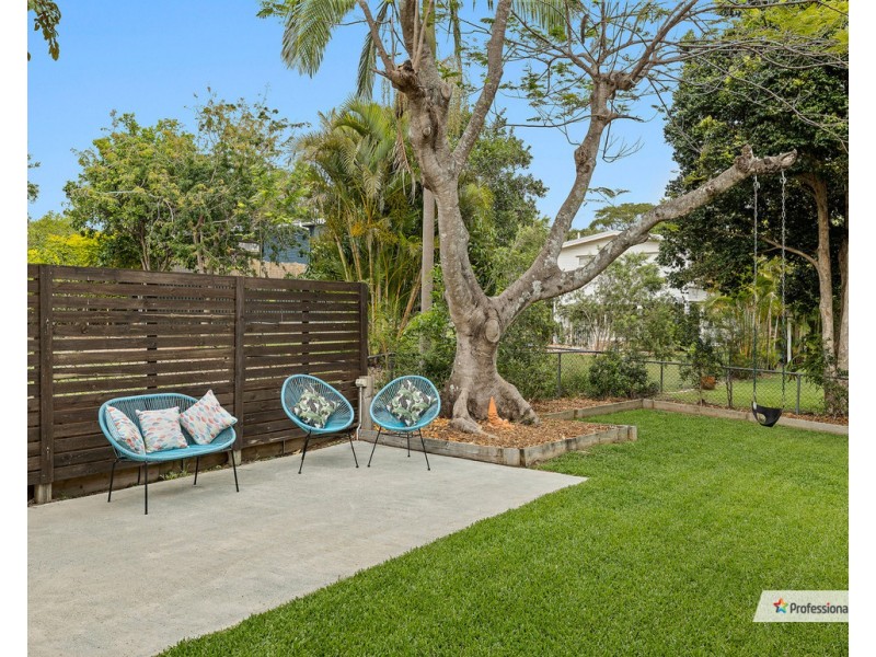 12 Dalkeith Street, Chermside West QLD 4032