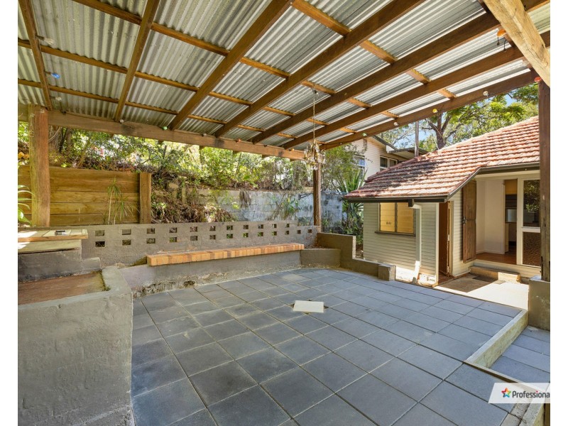 128 Appleby Road (Service Road), Stafford Heights QLD 4053