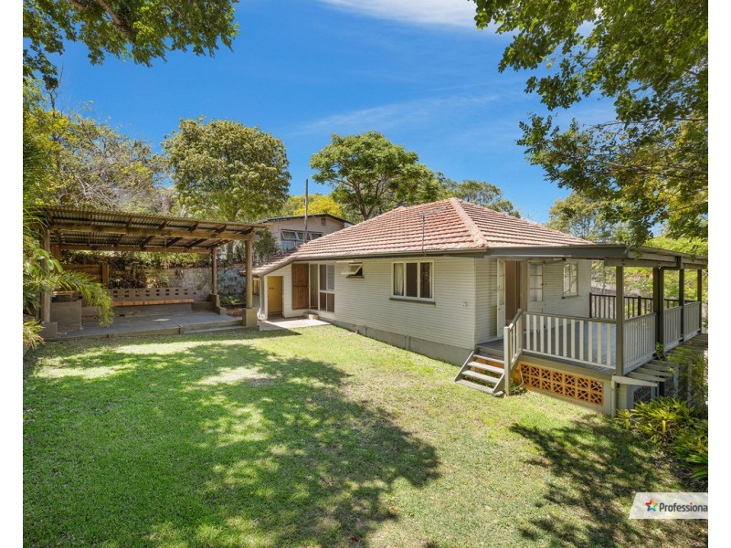 128 Appleby Road (Service Road), Stafford Heights QLD 4053