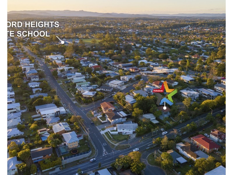 128 Appleby Road (Service Road), Stafford Heights QLD 4053