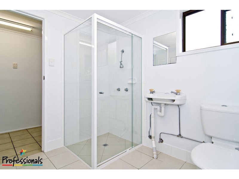 223 Bunya Road, Arana Hills QLD 4054