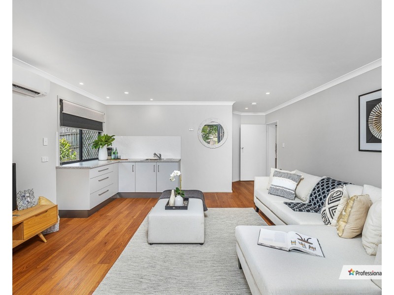 12 Passchendaele Street, Tarragindi QLD 4121